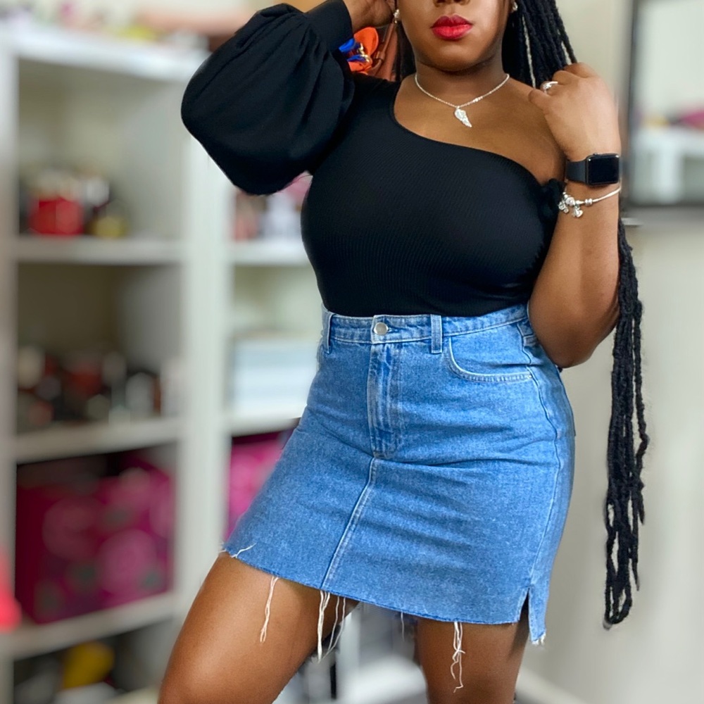 CLASSIC VINTAGE DENIM SKIRT